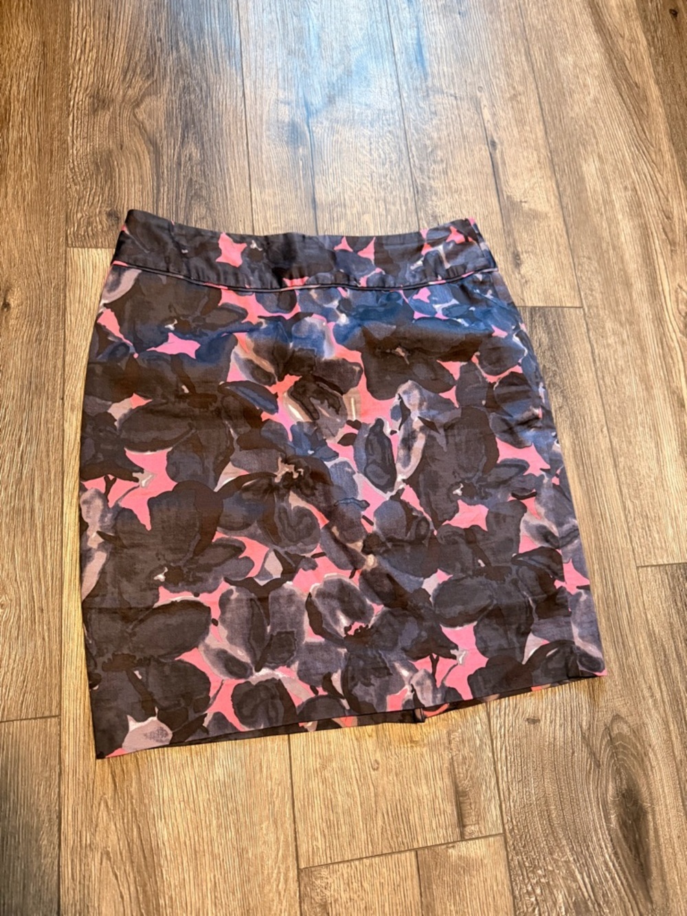 Women's Midi Floral Print Skirt in Pink and Black